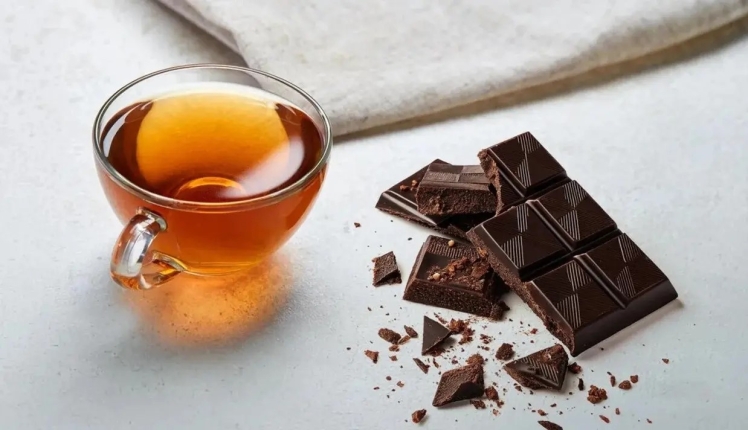 اگر زیاد مینشینید، چای و کاکائو بخورید!