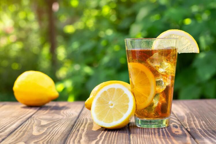 چای لیمو سرد (Iced Lemon Tea)؛ نوشیدنی خنک، خوش‌عطر و محبوب در سراسر جهان